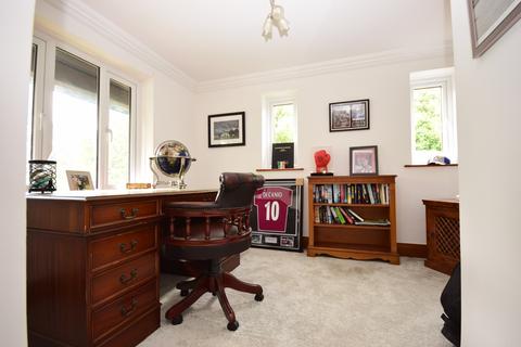 4 bedroom detached house to rent, Kingston Hill, Langdon Hills, SS16