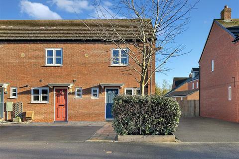 2 bedroom end of terrace house for sale, Chatham Road, Meon Vale