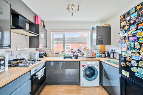 1 bedroom apartment to rent, De Parys Avenue, Bedford, Bedfordshire, MK40