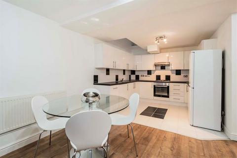 undefined, Cleveland Street, London W1T