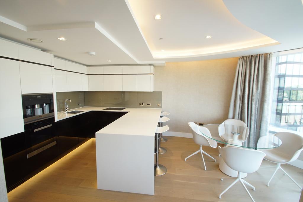 2 bed flat to rent Albert Embankment, London SE1