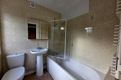 undefined, New Heston Road, Hounslow, TW5