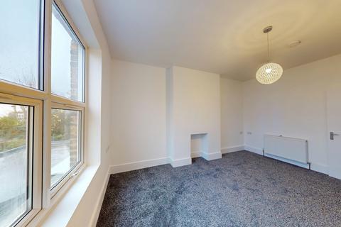 2 bedroom apartment to rent, mount View Road, London, N4