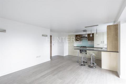 1 bedroom flat to rent, Green Lanes, London, N16