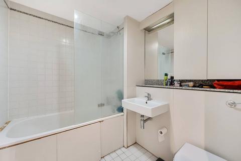 undefined, Cromwell Road, South Kensington, London, SW7