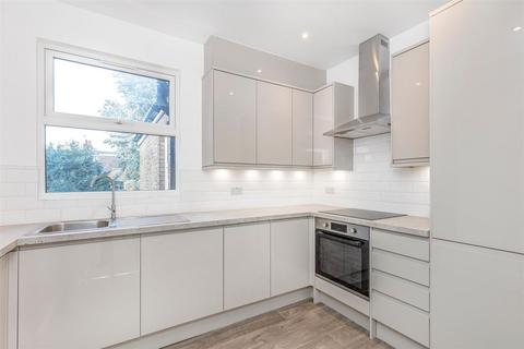 undefined, Latham Road, Twickenham, TW1