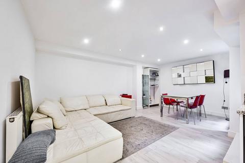 2 bedroom flat for sale, Kensington Gardens Square, Bayswater, London, W2