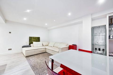 2 bedroom flat for sale, Kensington Gardens Square, Bayswater, London, W2