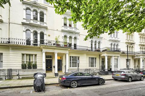 undefined, Kensington Gardens Square, Bayswater, London, W2