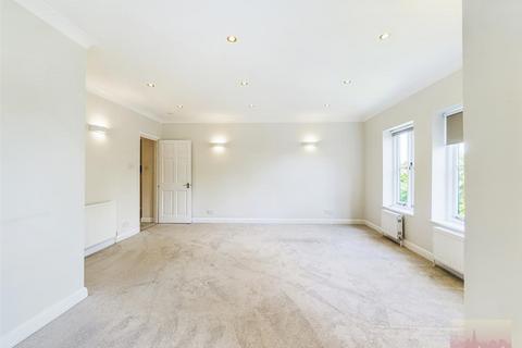 2 bedroom flat to rent, The Garlands, Peterborough Road, Harrow on the Hill