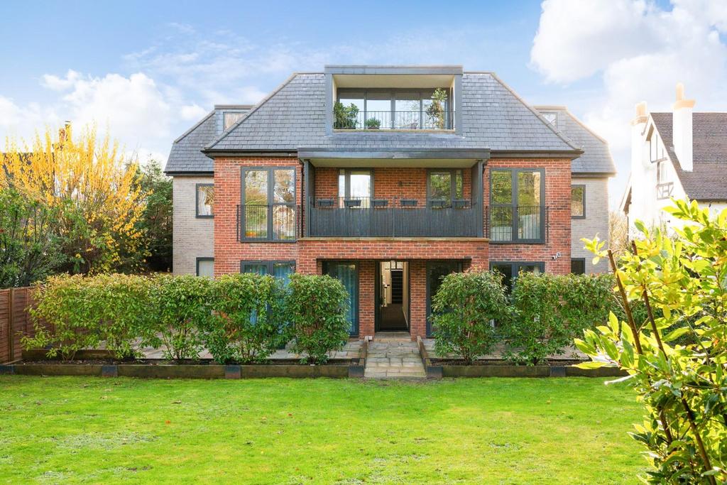 POPPY COURT, FLAT (30).jpg