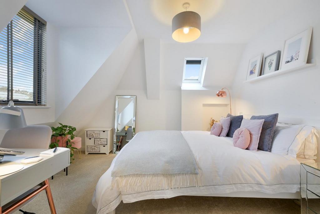 POPPY COURT, FLAT (10).jpg