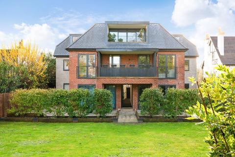 2 bedroom flat for sale, The Drive, Coulsdon