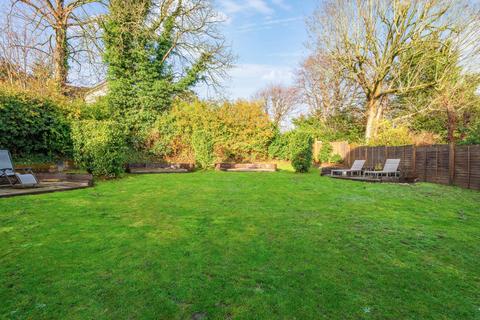 2 bedroom flat for sale, The Drive, Coulsdon