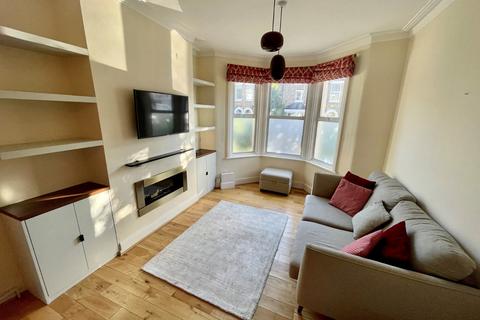undefined, Highworth Road, London, N11