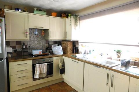 3 bedroom end of terrace house for sale, Pen Y Caeau Court, Pantside Estate, Newbridge