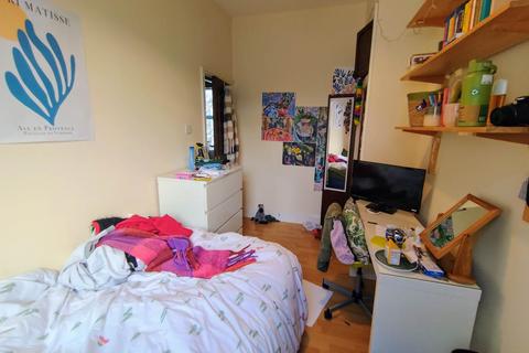 undefined, Connaught Road, Roath, Cardiff