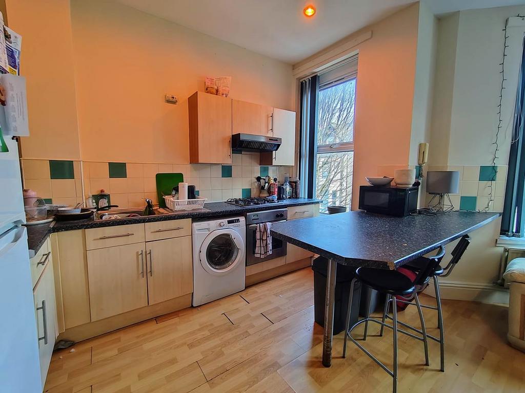 Kitchen (1)