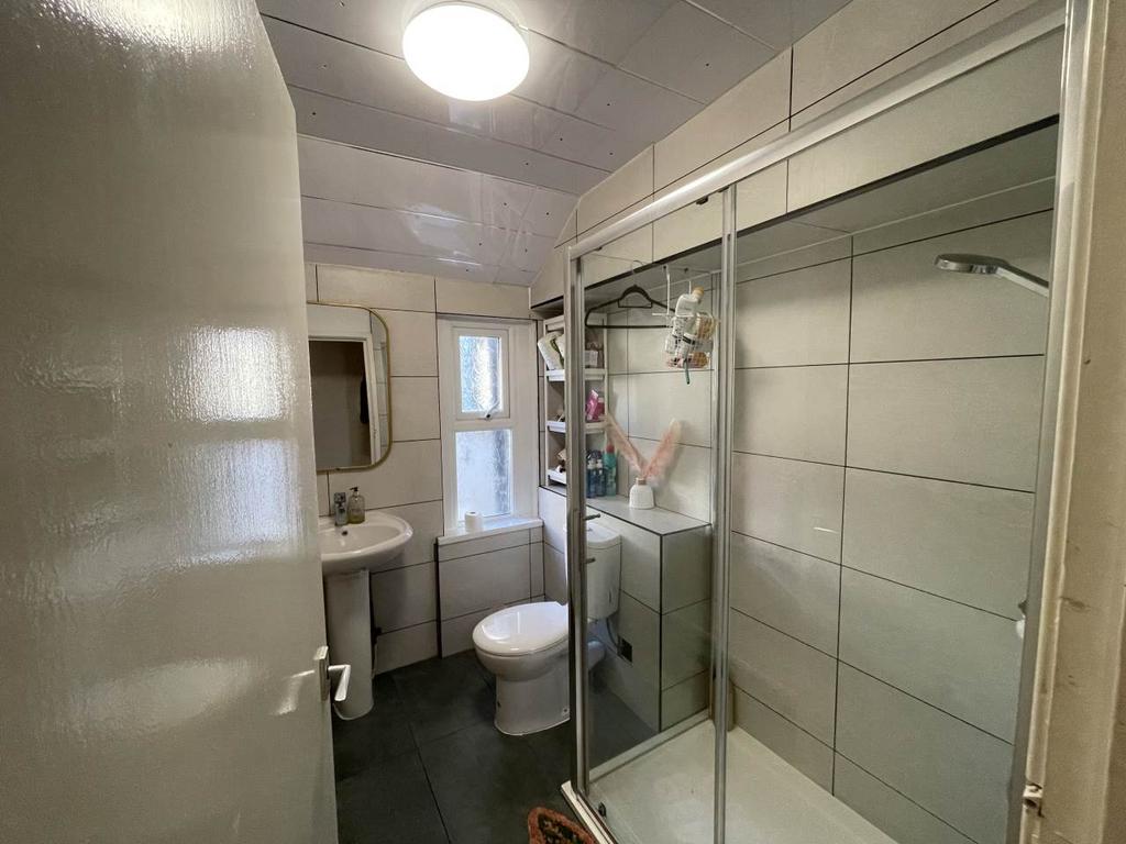 Bathroom (1)