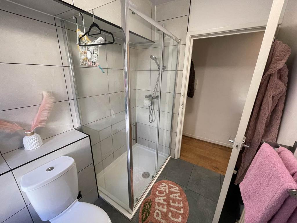 Bathroom (2)