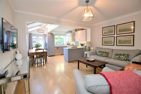 undefined, Sherland Road, Twickenham