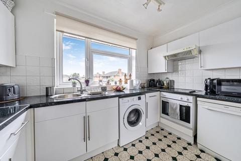 undefined, Newbury,  Berkshire,  RG14