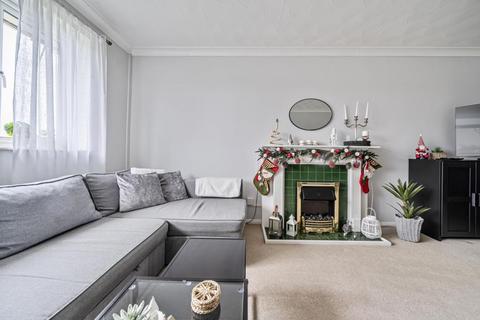 undefined, Newbury,  Berkshire,  RG14