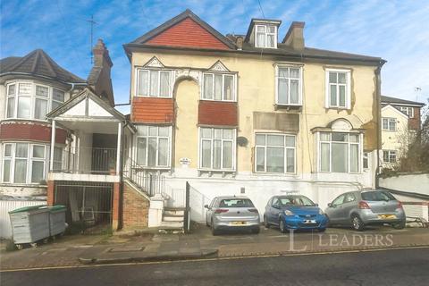 undefined, Cromwell Hill, Luton, Bedfordshire, LU2