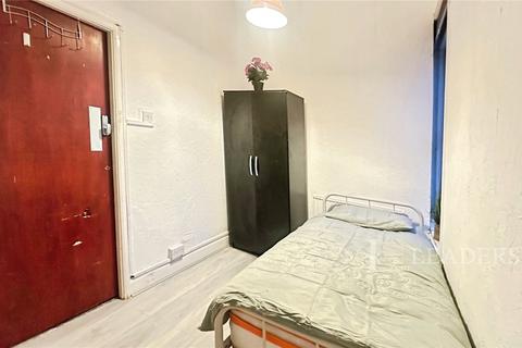 1 bedroom in a house share to rent, Cromwell Hill, Luton, Bedfordshire, LU2