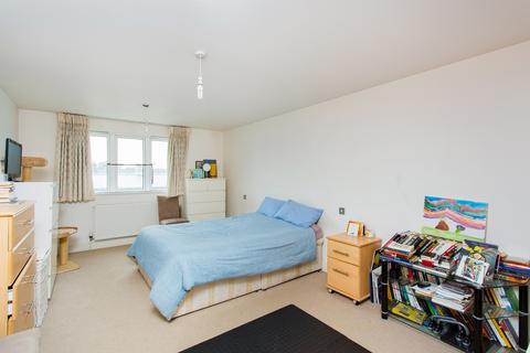 undefined, Stane Grove, London, SW9