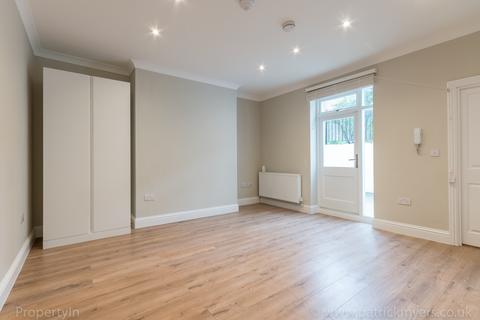 undefined, The Gardens East Dulwich SE22