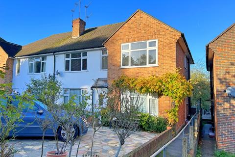 Effingham Close, Sutton SM2