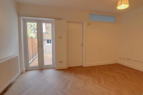 undefined, Lincoln Road, Enfield, Middlesex