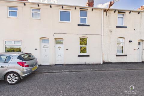 3 bedroom terraced house to rent, East View, Sunderland SR5