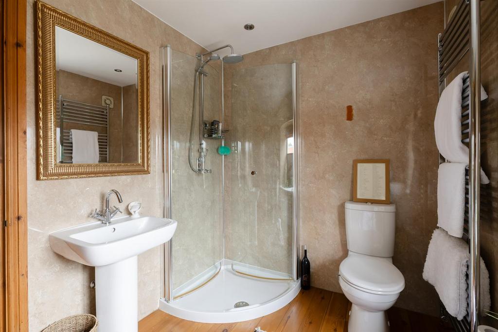 En Suite Shower Room