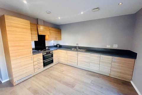 2 bedroom maisonette for sale, Tourtel Yard, Northfleet, DA11