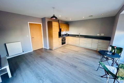 2 bedroom maisonette for sale, Tourtel Yard, Northfleet, DA11