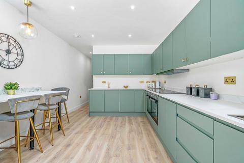 undefined, Tolcarne Drive, Pinner
