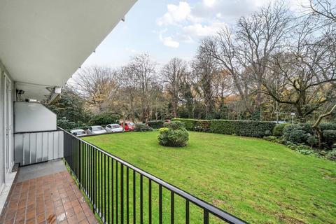 undefined, Putney Hill, London, SW15