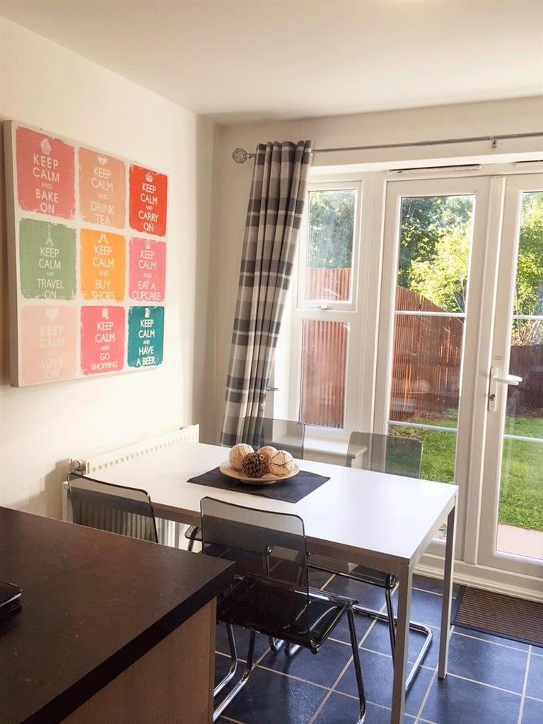Dining-area.gif