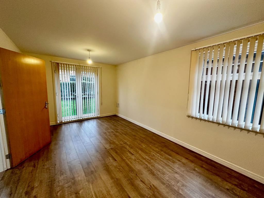 1 Moulton Chase - Living Room