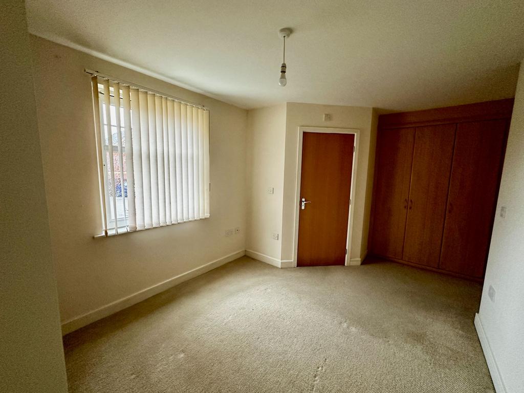 1 Moulton Chase - Bedroom