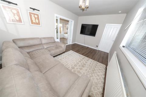 undefined, Selkirk Place, Glenrothes