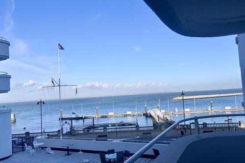 undefined, The Parade, Cowes