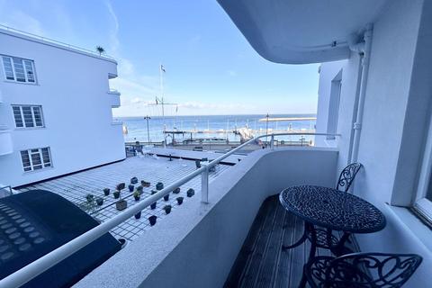 undefined, The Parade, Cowes