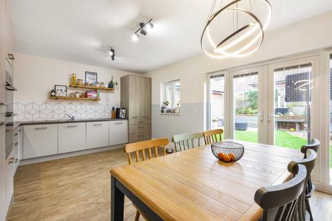 undefined, Honeysuckle Avenue, Cheltenham GL53