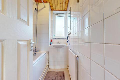 undefined, Cornwallis Road