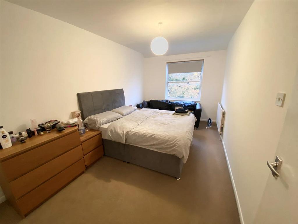 Bedroom.jpg