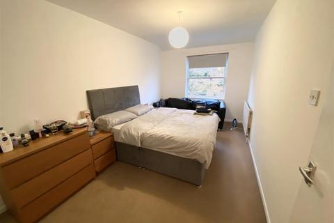 1 bedroom in a house share to rent, Chantry Court, Hatfield AL10