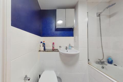 1 bedroom flat to rent, Laugan Walk